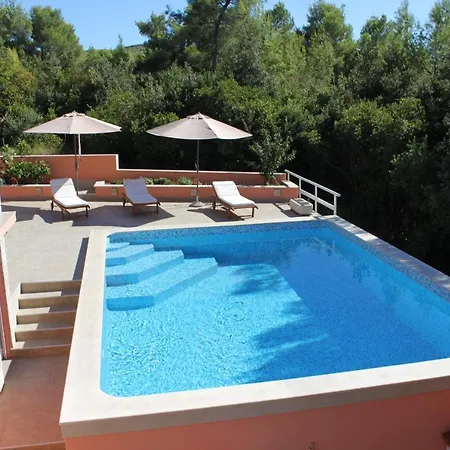 Family Friendly With A Swimming Pool Smokvica, Korcula - 9161