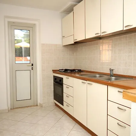 Appartement Family Friendly With A Swimming Pool Smokvica, Korcula - 9161 Smokvica (Korcula)