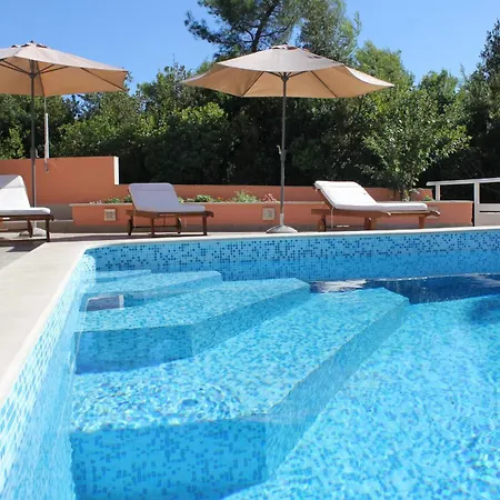 Family Friendly With A Swimming Pool Smokvica, Korcula - 9161 Smokvica (Korcula)
