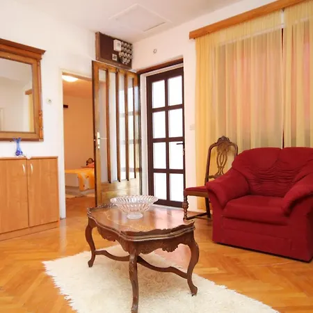Family-friendly With Swimming Pool Smokvica, Korcula - 9161 Smokvica