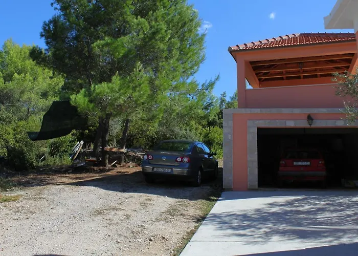 Family-friendly With Swimming Pool Smokvica, Korcula - 9161 *